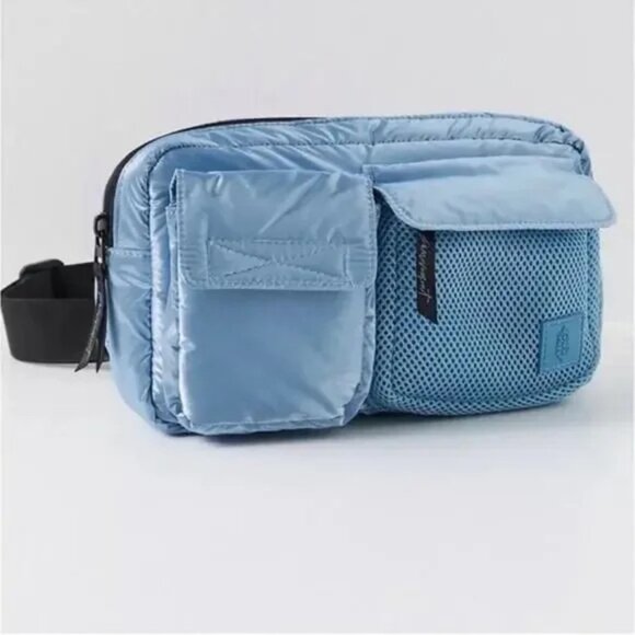 NWT Free People Courtside Cargo Sling Blue Metallic Belt Bag - Picture 2 of 6